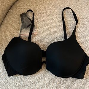 Women’s Varsbaby Black Bra in 75D, NWOT